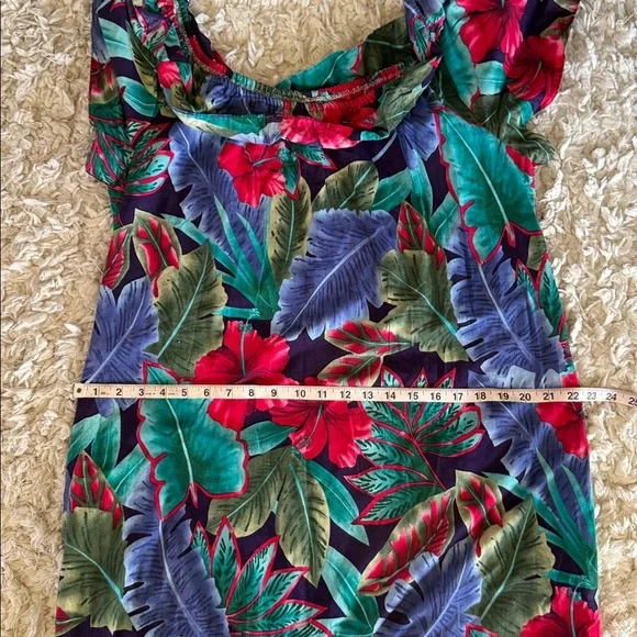 vintage Hilo Hattie Original Hawaiian Muumuu dress in a tropical floral I have 2 - Picture 12 of 12